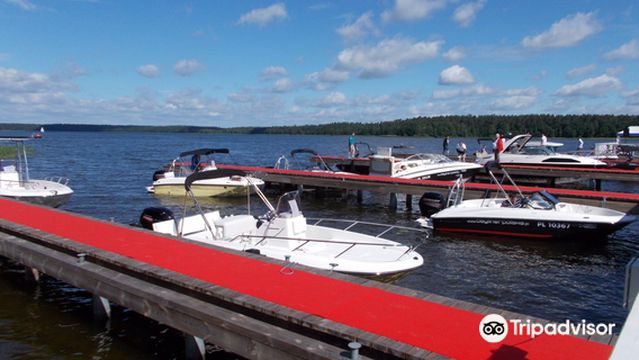 Plaza miejska w Augustowie