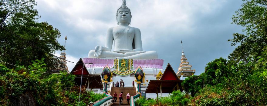 Wat Phra Bat Phu Pan Kham