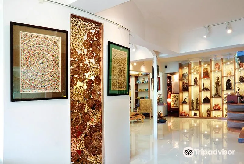 1_Baaya Design | Art, Lighting, Furniture & Artefact