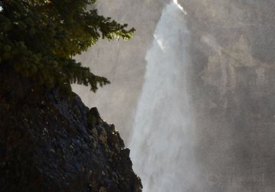 Bridal Veil hike