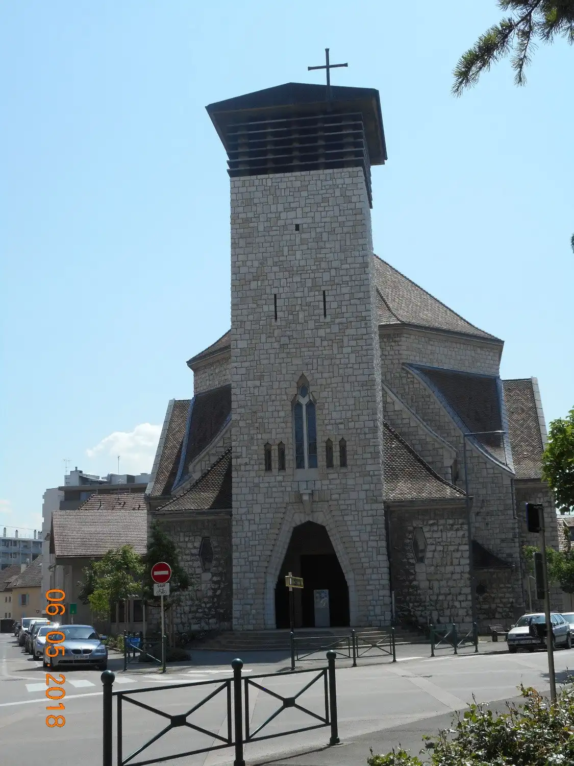 Hotels near Eglise Saint-Joseph