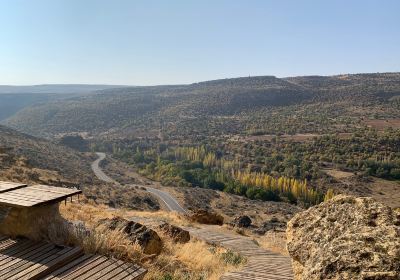 Manazan Caves