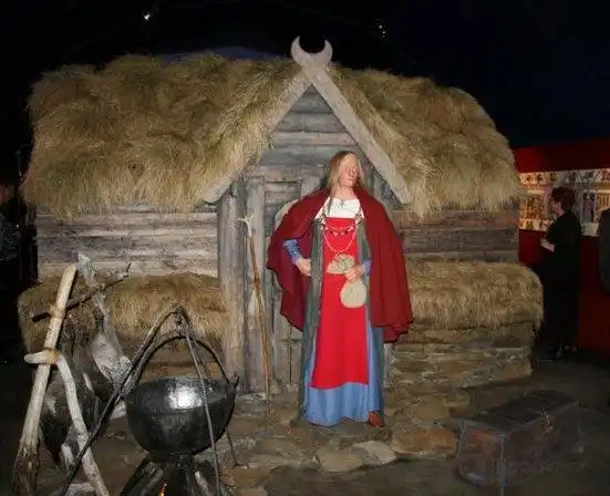 Hotels near Museum of Prophecies