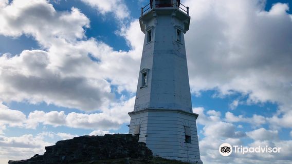 Louisbourg Lighthouse