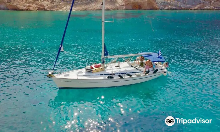Sailing Crete