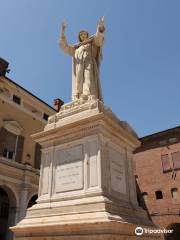 Statua di Girolamo Savonarola