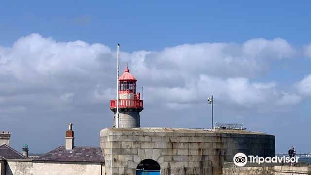 East Pier Lighthouse