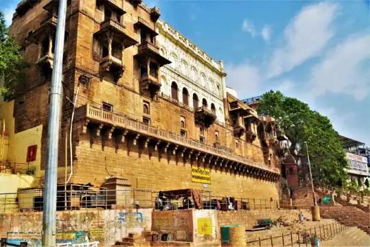 Hotels near Man Mandir Ghat