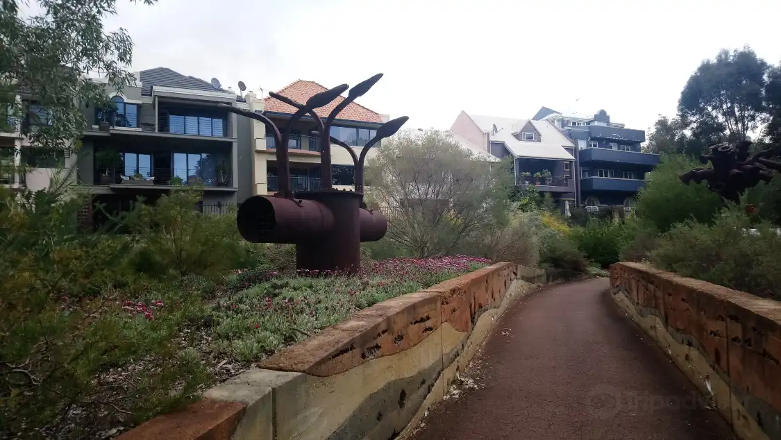 Hotels near Mardalup Park