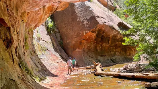 West Fork Oak Creek Trailhead