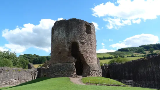 Skenfrith Castle