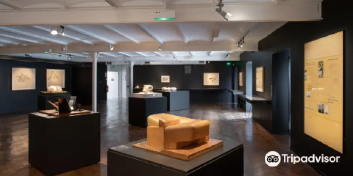 FRAC中央盧瓦爾河大區現代藝術中心