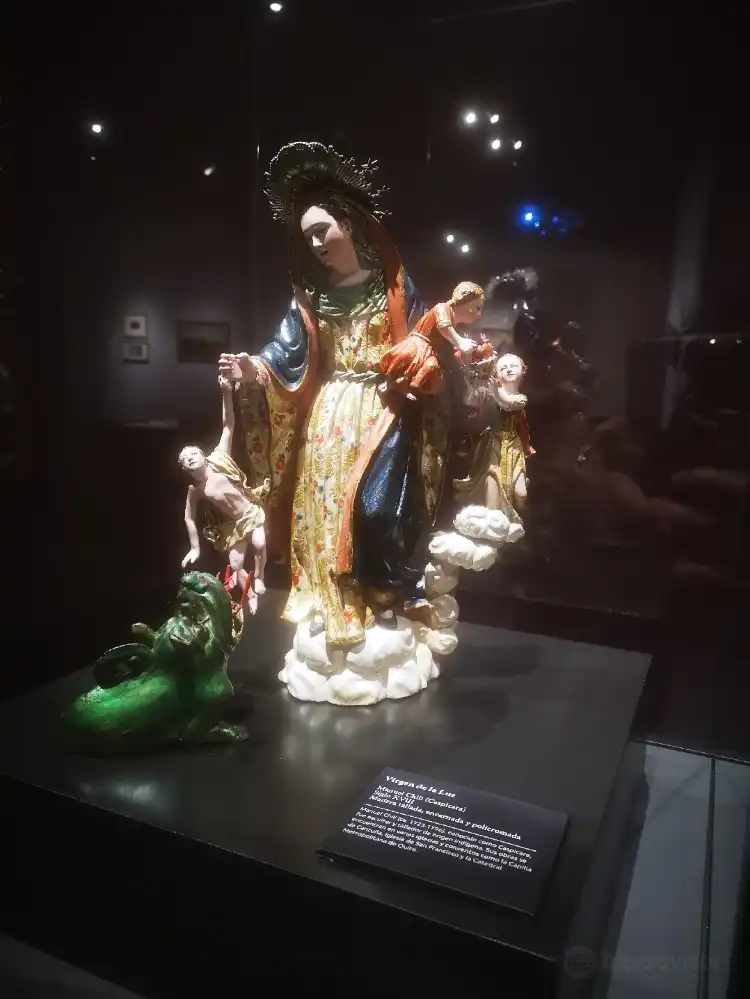 鄰近厄瓜多國立博物館的酒店