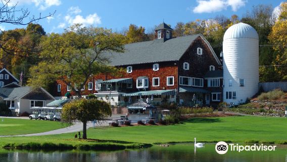 Farmstead Golf & Country Club