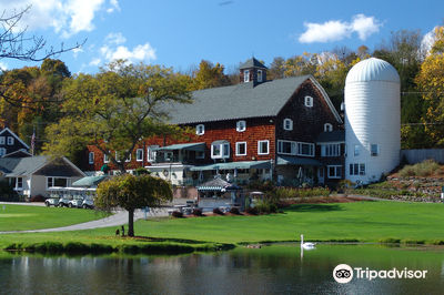 Farmstead Golf & Country Club