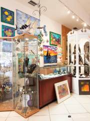 Art Expo Custom Framing/Gallery