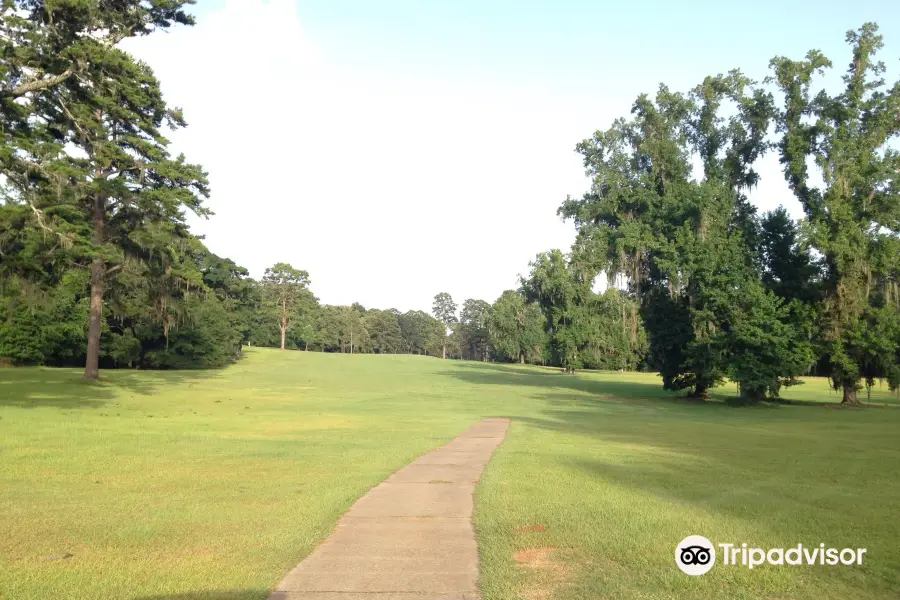 Florida Caverns Golf Course