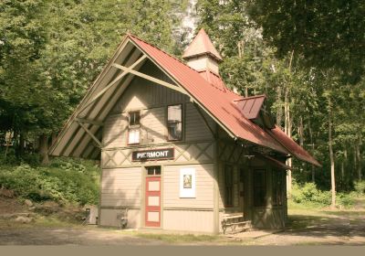 The Piermont Train Station