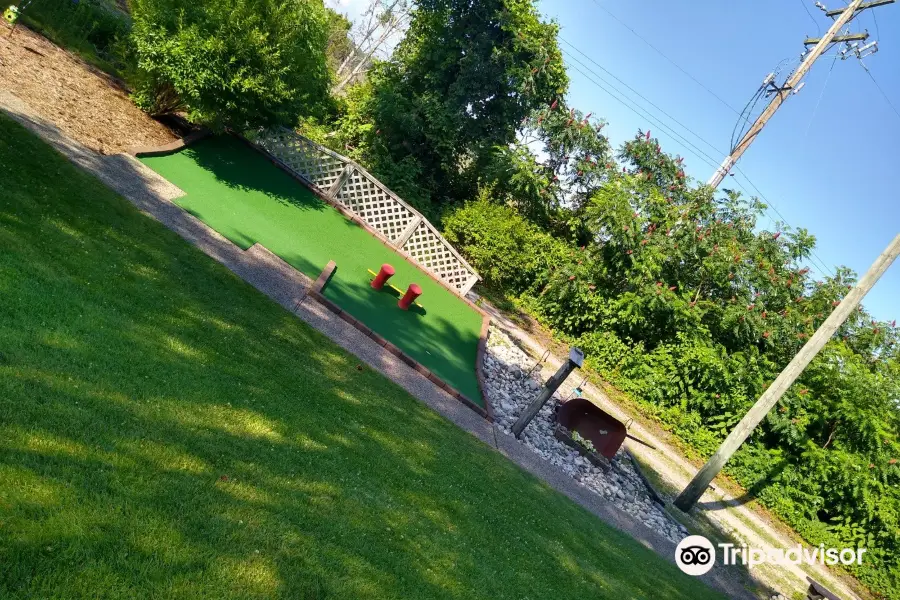 Putters Creek Mini Golf, Go Karts, Kayaks, SUPs, Gellyball, Snacks