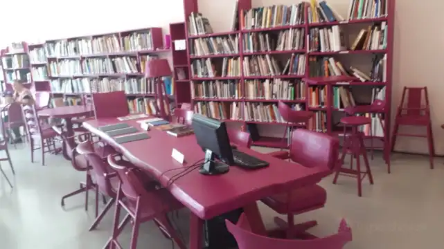 Hoteles cerca de Centro de Arte "Caja de Burgos" - CAB