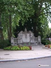 Monument au comte Hilaire de Chardonnet