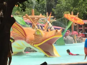 Parque Acuatico Agua Caliente