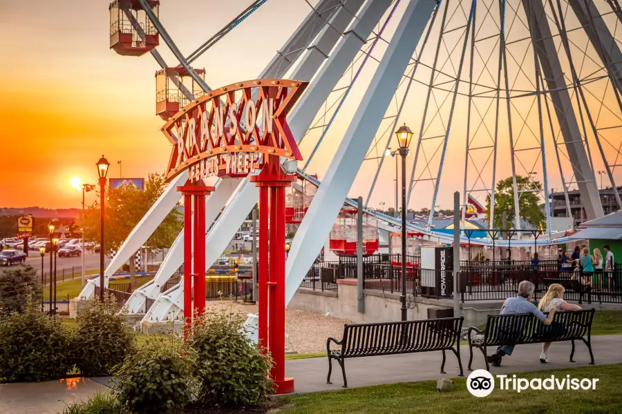 Branson Ferris Wheel