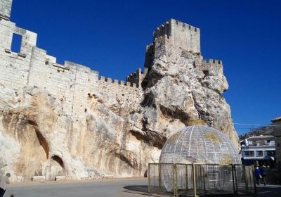 Castillo - Palacio de Zuheros