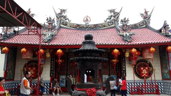 Tek Hay Kiong Temple