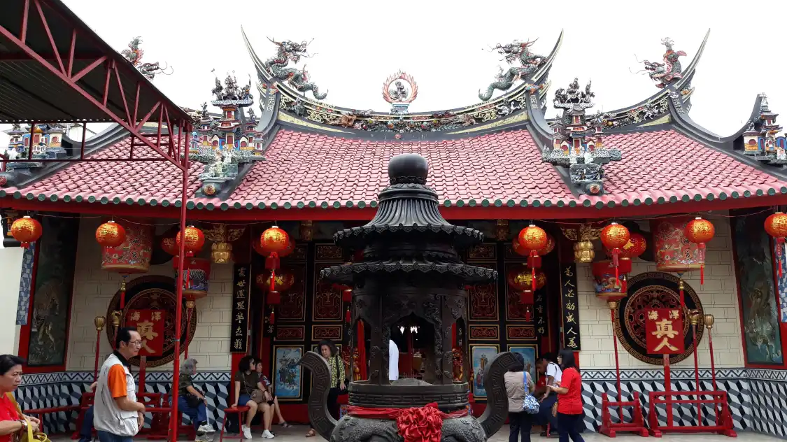 Hotels near Tek Hay Kiong Temple