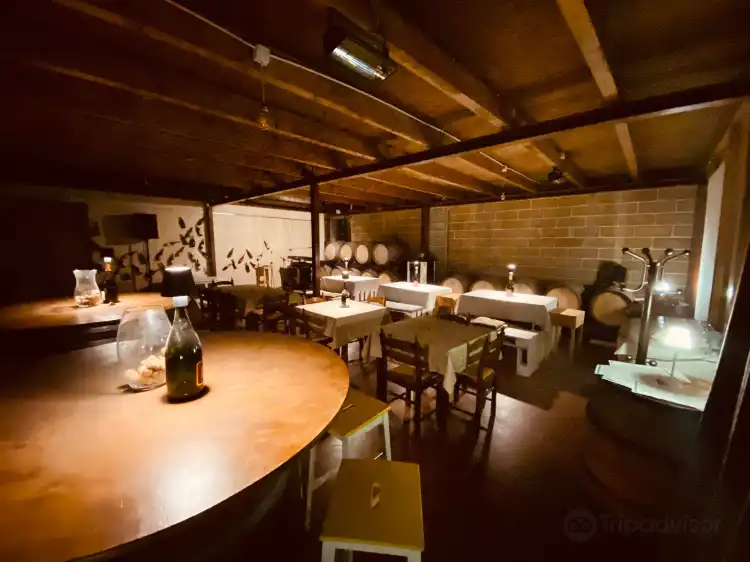 Hotels in Moasca