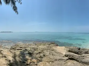 Isla Media Luna