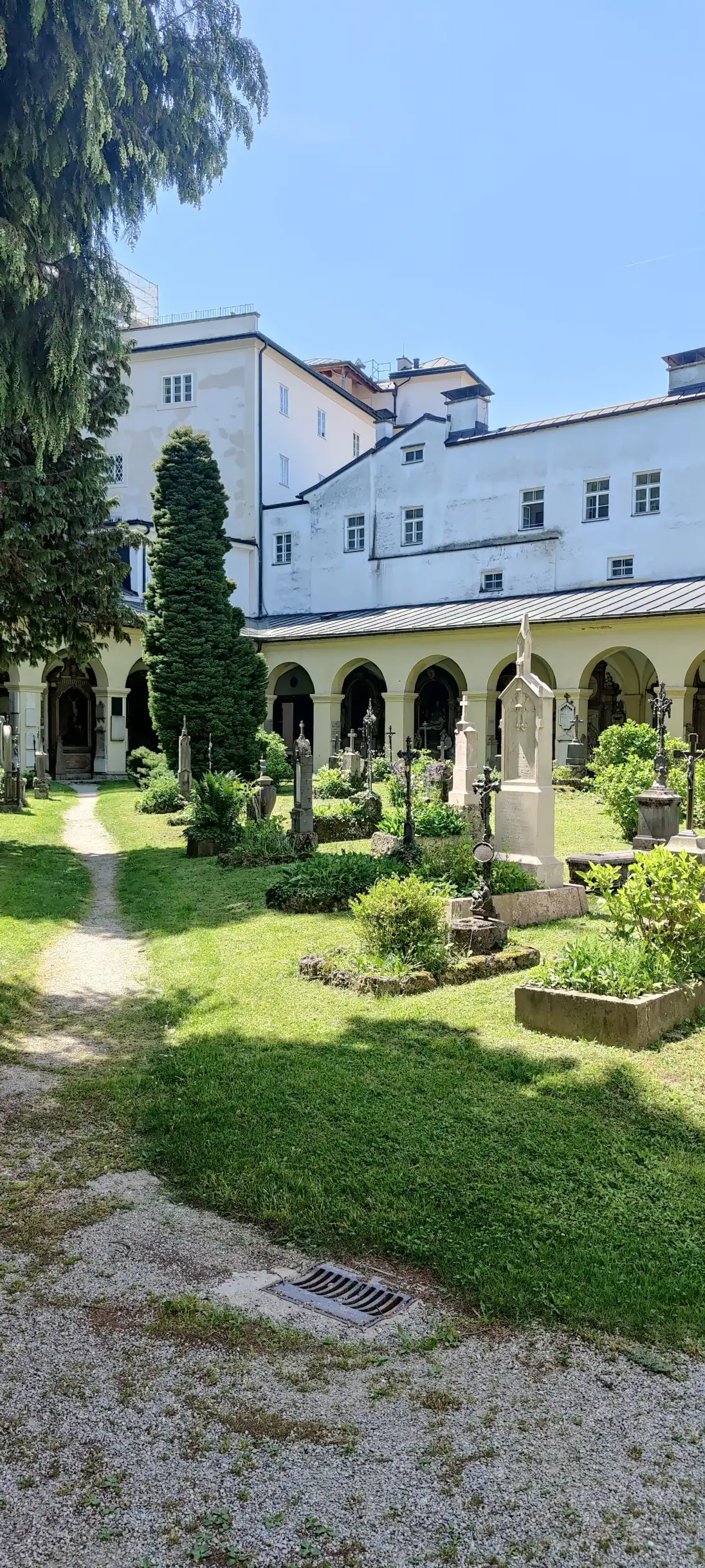 Hotel in zona St Sebastian's Cemetery