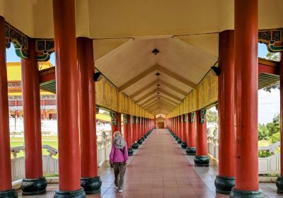 Fo Guang Shan Nan Hua Temple