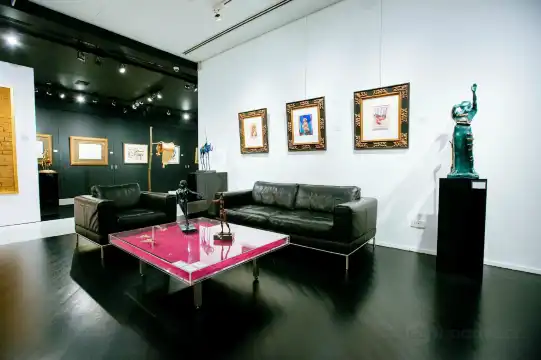 鄰近歌劇畫廊的酒店