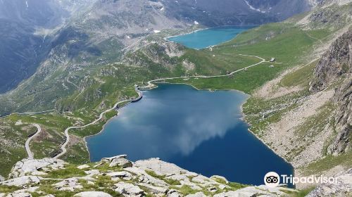 Lago Serru