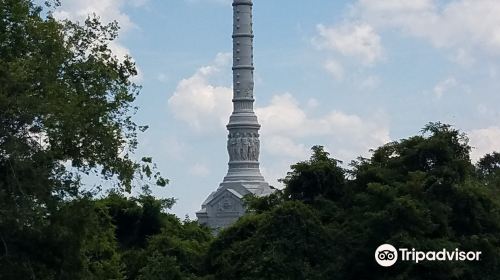 Yorktown Victory Monument