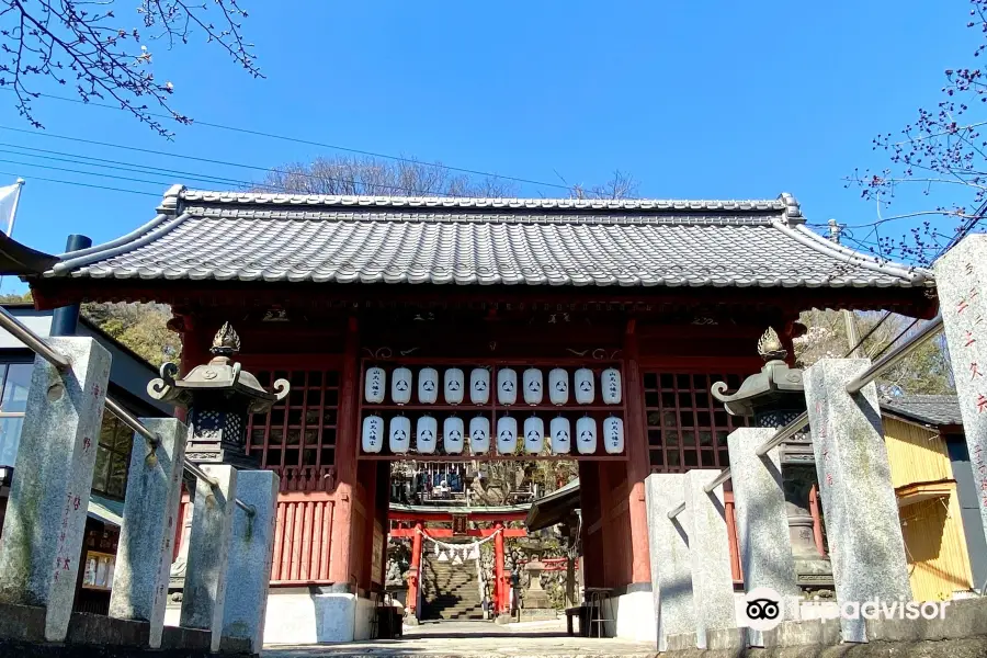 山名八幡宮