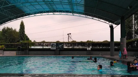 Batununggal Indah Club (Sports Center)