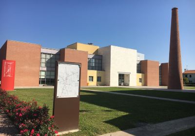 Centro Civico di Aldo Rossi