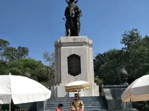 พระบรมราชานุสรณ์ดอนเจดีย์ สุพรรณบุรี