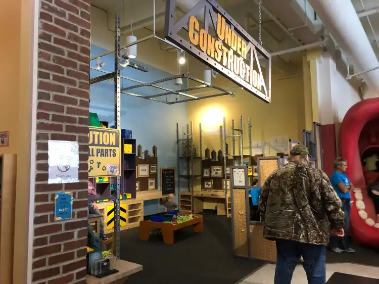 Hotel dekat The Children's Museum of Green Bay
