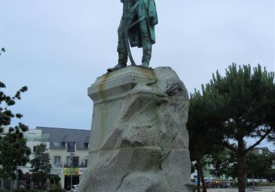 Monument au Général Lazare Hoche