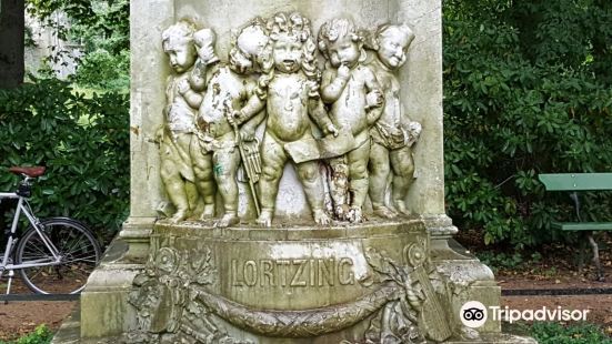 Lortzing Denkmal