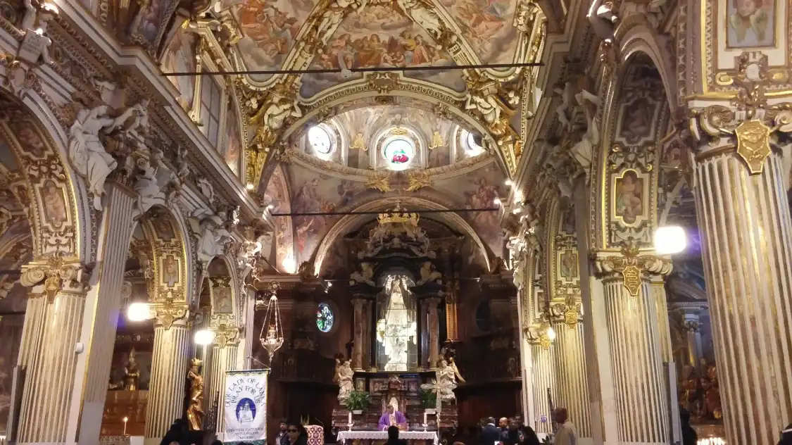Hotel dekat Santuario di Santa Maria del Monte