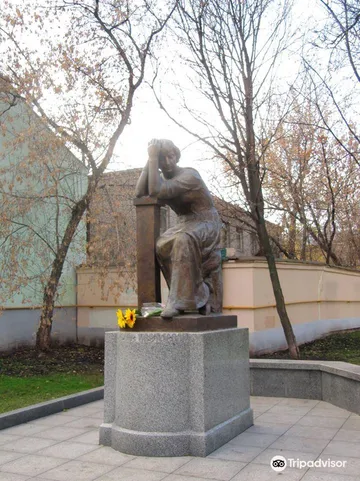 1_Памятник Марине Цветаевой