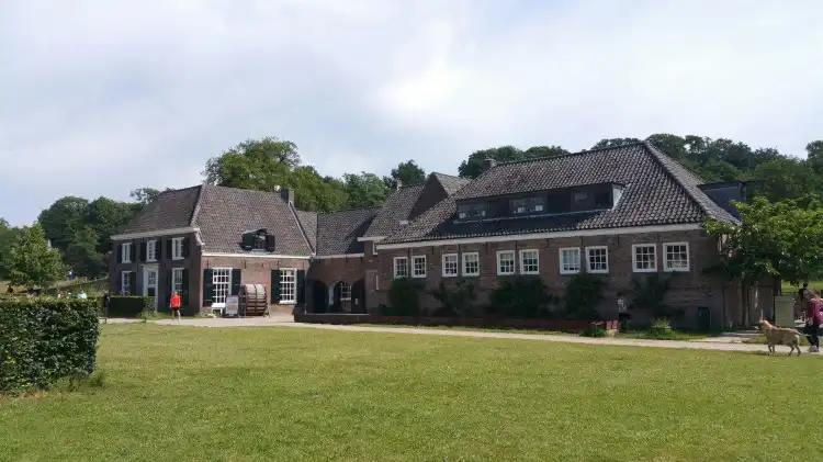 Hotels near Nederlands Watermuseum