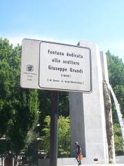 Fontana Monumento a Giuseppe Grandi