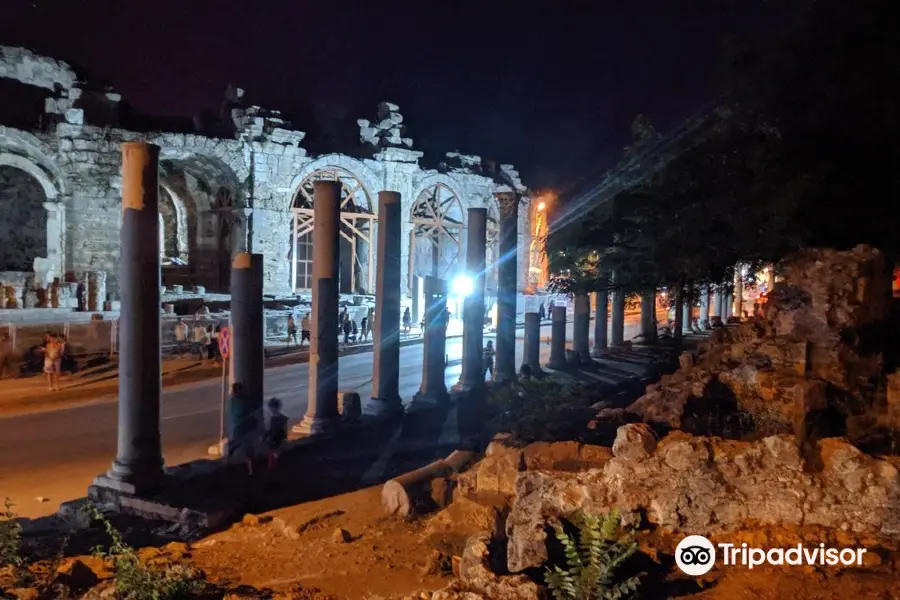 Monumental Fountain (Nymphaeum)