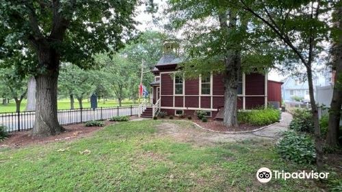 Little Red Schoolhouse Museum